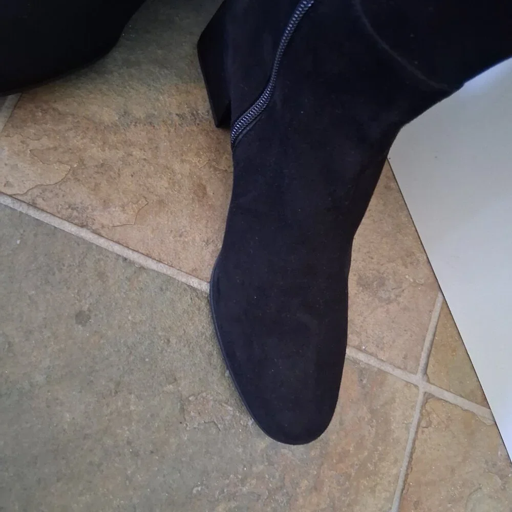 New Homers Artisan Knee Boot Black Suede